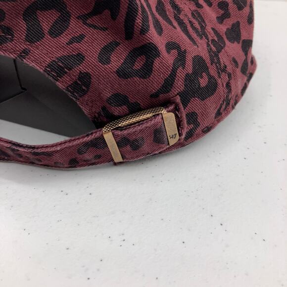 47 Black White Wine Cheetah Animal Print Hawkeye Iowa University Embroidered Hat - Picture 8 of 12